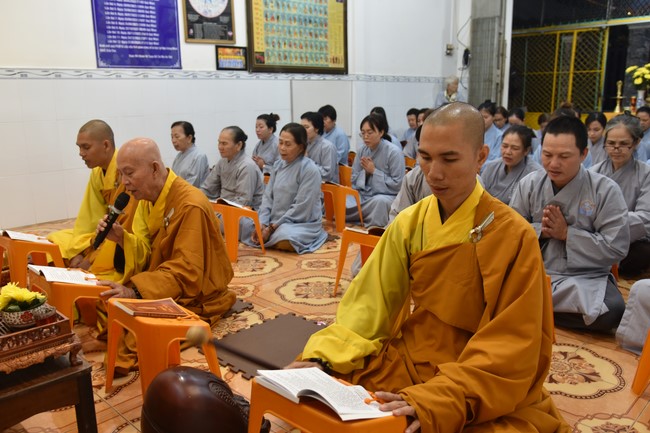 The 6th gratitude Ceremony and One-Day Practice at Minh Chat ashram in Can Tho