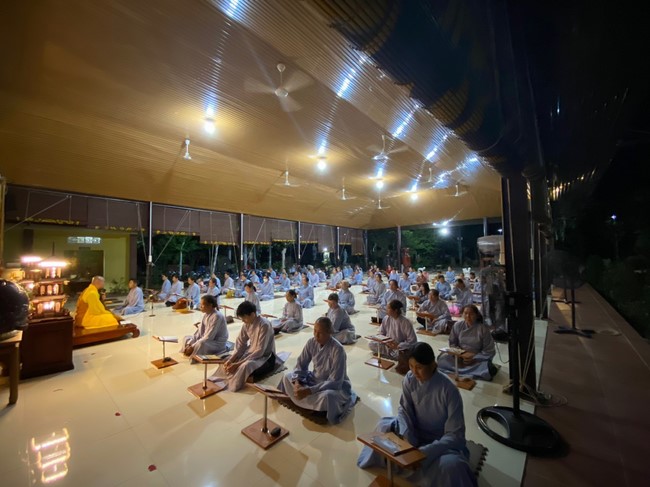 Repentant ceremony at Suoi Phap Pagoda