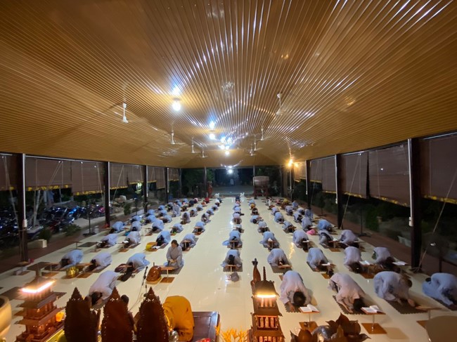 Repentant ceremony at Suoi Phap Pagoda