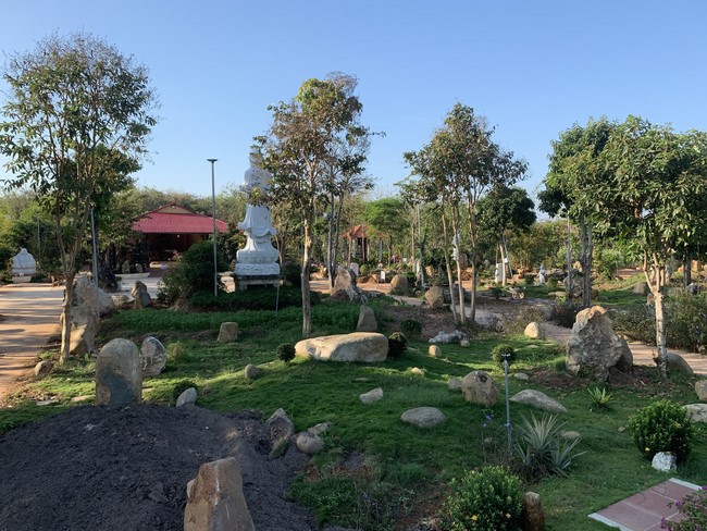 Repentant ceremony at Suoi Phap Pagoda