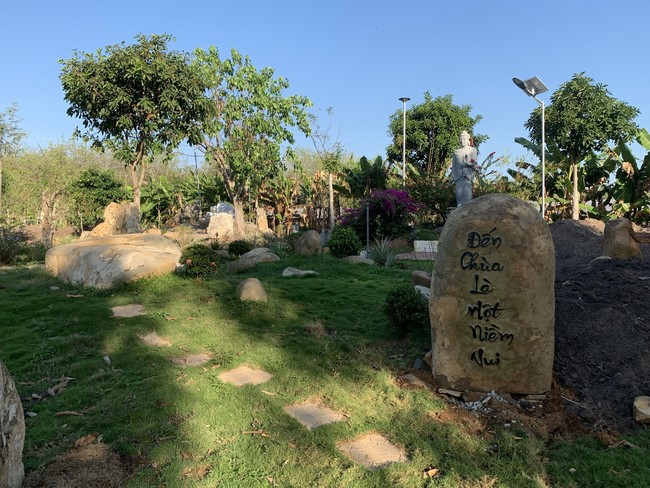 Repentant ceremony at Suoi Phap Pagoda