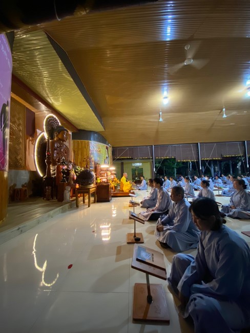 Repentant ceremony at Suoi Phap Pagoda