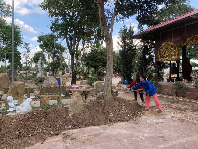 Repentant ceremony at Suoi Phap Pagoda