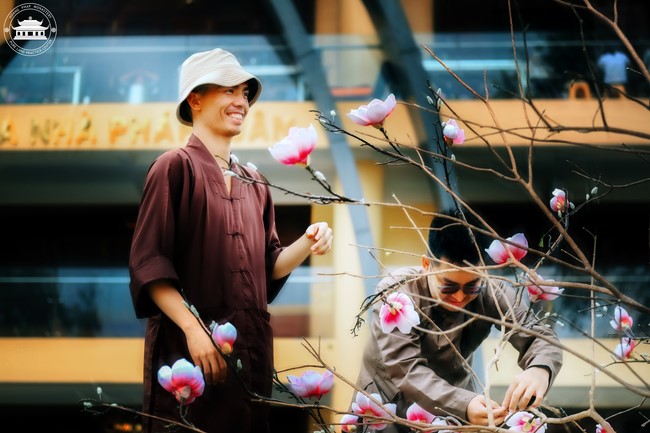 Công tác chuẩn bị đón xuân Giáp Thìn