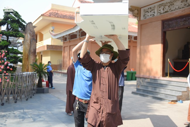 Công tác chuẩn bị đón xuân Giáp Thìn