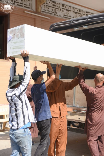 Công tác chuẩn bị đón xuân Giáp Thìn