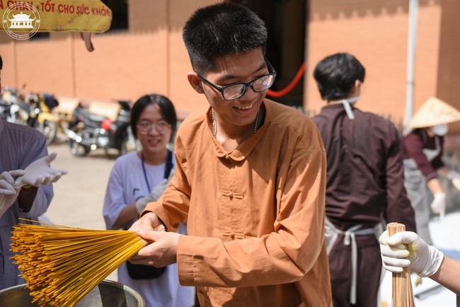 Công tác chuẩn bị đón xuân Giáp Thìn