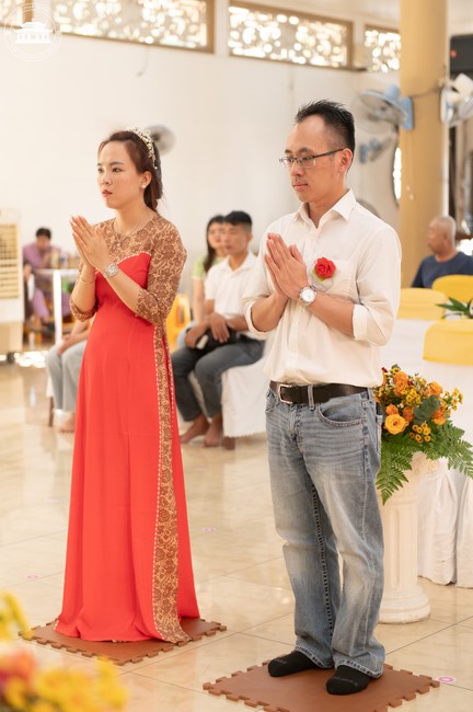 Wedding Ceremony at the pagoda
