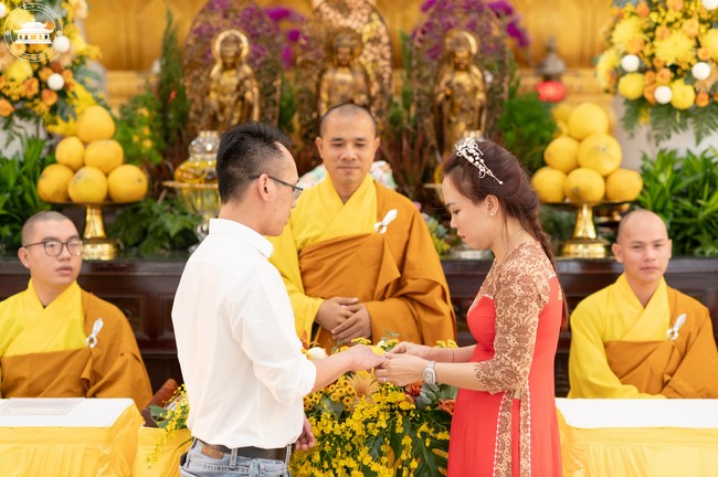 Wedding Ceremony at the pagoda