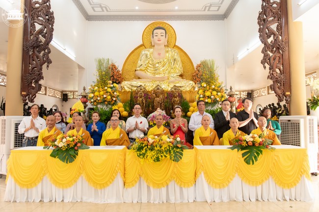 Wedding Ceremony at the pagoda