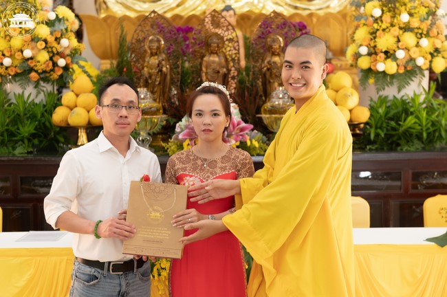 Wedding Ceremony at the pagoda