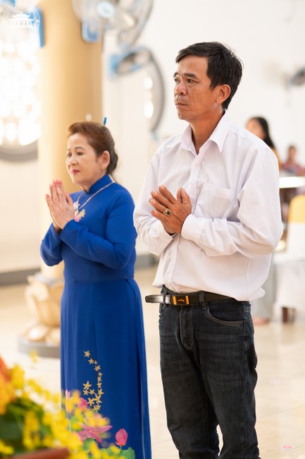 Wedding Ceremony at the pagoda