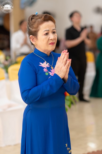 Wedding Ceremony at the pagoda