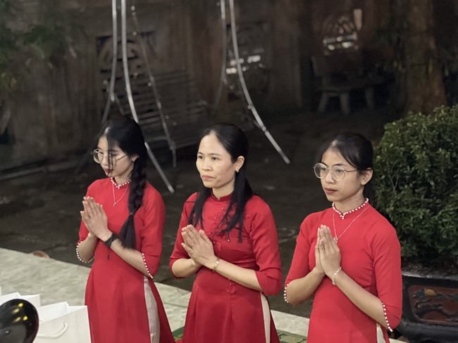 Chùa Đống Cao - Thanh Hoá: Đêm Hội Hoa Đăng Kỷ Niệm Đức Phật A Di Đà