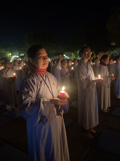 Chùa Đống Cao - Thanh Hoá: Đêm Hội Hoa Đăng Kỷ Niệm Đức Phật A Di Đà