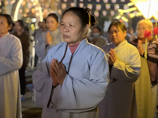 Chùa Đống Cao - Thanh Hoá: Đêm Hội Hoa Đăng Kỷ Niệm Đức Phật A Di Đà