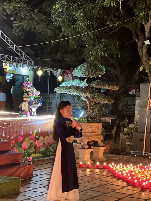 Chùa Đống Cao - Thanh Hoá: Đêm Hội Hoa Đăng Kỷ Niệm Đức Phật A Di Đà