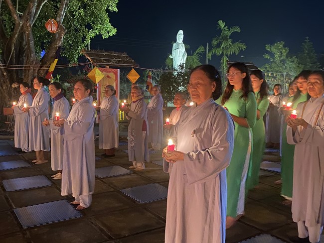 Chùa Đống Cao - Thanh Hoá: Đêm Hội Hoa Đăng Kỷ Niệm Đức Phật A Di Đà