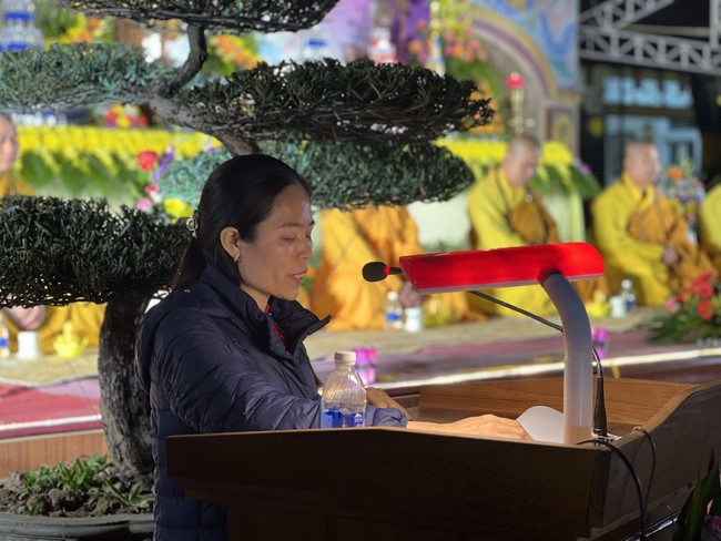 Chùa Đống Cao - Thanh Hoá: Đêm Hội Hoa Đăng Kỷ Niệm Đức Phật A Di Đà