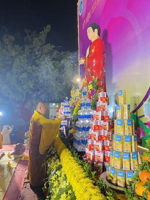 Chùa Đống Cao - Thanh Hoá: Đêm Hội Hoa Đăng Kỷ Niệm Đức Phật A Di Đà