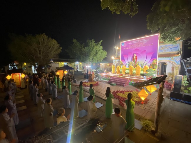 Chùa Đống Cao - Thanh Hoá: Đêm Hội Hoa Đăng Kỷ Niệm Đức Phật A Di Đà