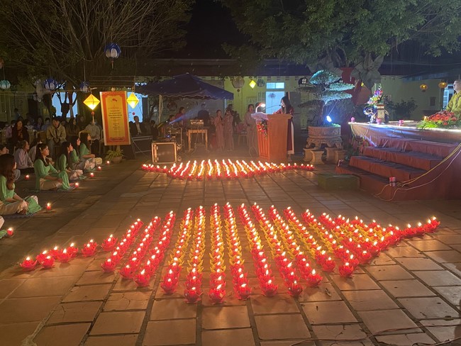 Chùa Đống Cao - Thanh Hoá: Đêm Hội Hoa Đăng Kỷ Niệm Đức Phật A Di Đà