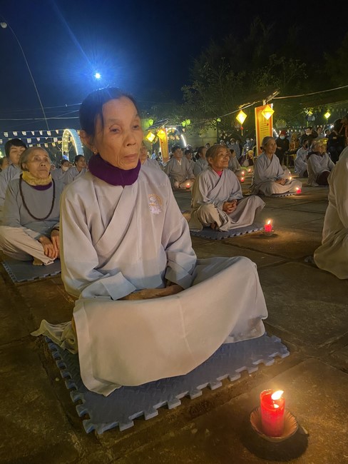 Chùa Đống Cao - Thanh Hoá: Đêm Hội Hoa Đăng Kỷ Niệm Đức Phật A Di Đà