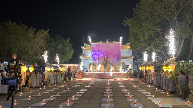 Chùa Đống Cao - Thanh Hoá: Đêm Hội Hoa Đăng Kỷ Niệm Đức Phật A Di Đà