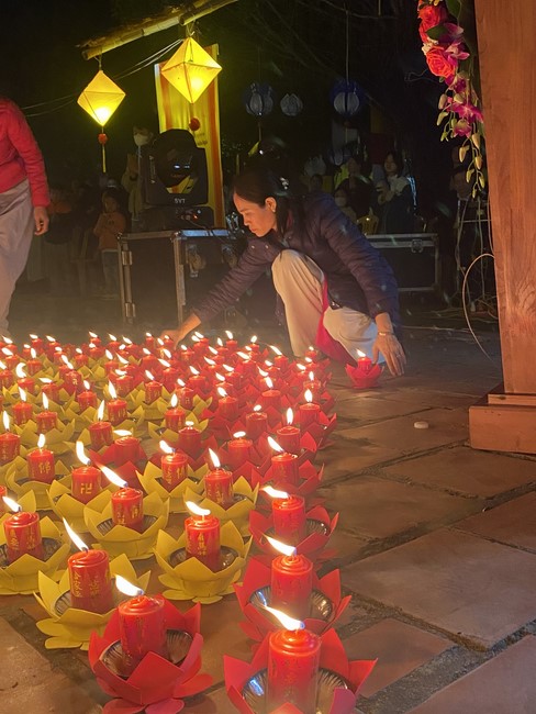 Chùa Đống Cao - Thanh Hoá: Đêm Hội Hoa Đăng Kỷ Niệm Đức Phật A Di Đà