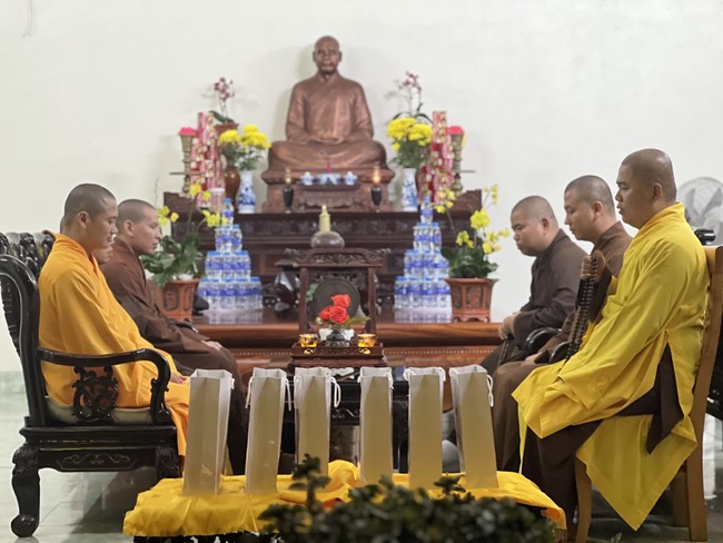 Chùa Đống Cao - Thanh Hoá: Đêm Hội Hoa Đăng Kỷ Niệm Đức Phật A Di Đà