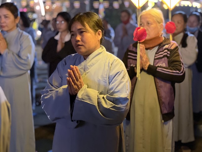 Chùa Đống Cao - Thanh Hoá: Đêm Hội Hoa Đăng Kỷ Niệm Đức Phật A Di Đà