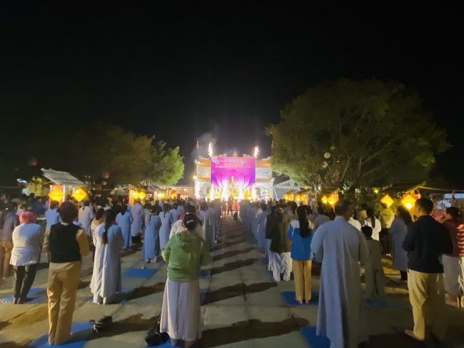 Chùa Đống Cao - Thanh Hoá: Đêm Hội Hoa Đăng Kỷ Niệm Đức Phật A Di Đà