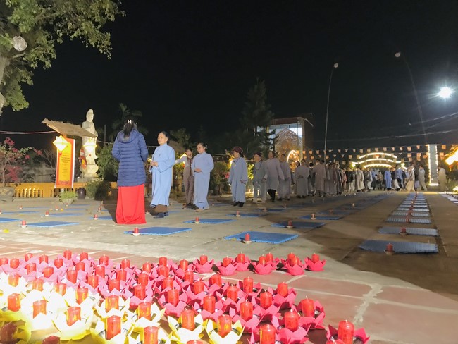 Chùa Đống Cao - Thanh Hoá: Đêm Hội Hoa Đăng Kỷ Niệm Đức Phật A Di Đà