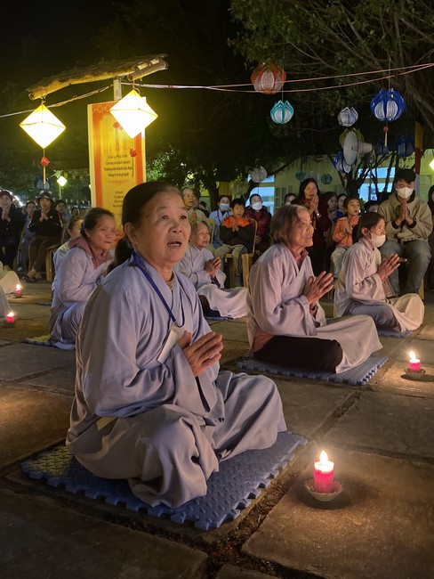 Chùa Đống Cao - Thanh Hoá: Đêm Hội Hoa Đăng Kỷ Niệm Đức Phật A Di Đà