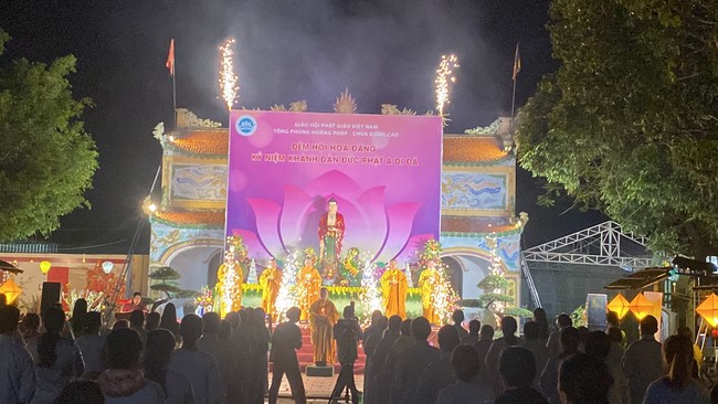 Chùa Đống Cao - Thanh Hoá: Đêm Hội Hoa Đăng Kỷ Niệm Đức Phật A Di Đà