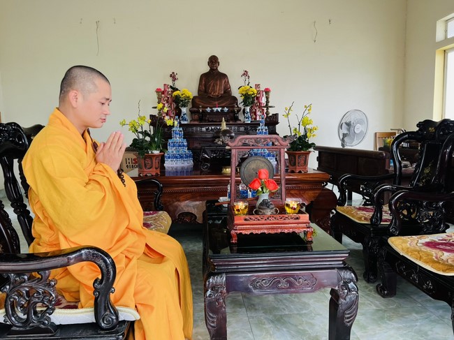 One - Day Practice at Dong Cao pagoda, Thanh Hoa