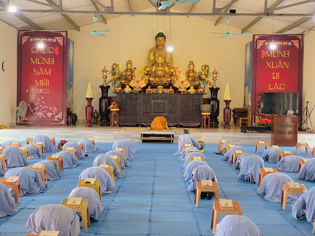 One - Day Practice at Dong Cao pagoda, Thanh Hoa