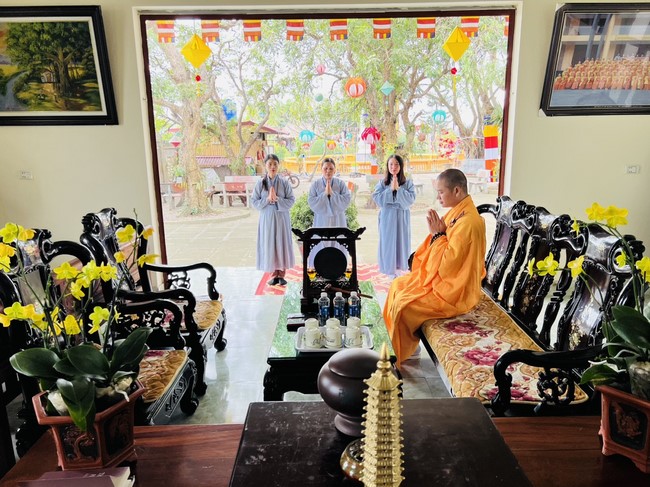 One - Day Practice at Dong Cao pagoda, Thanh Hoa