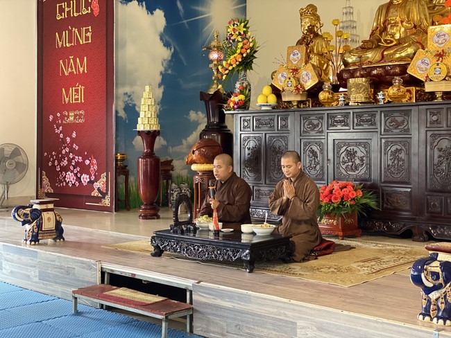 One - Day Practice at Dong Cao pagoda, Thanh Hoa