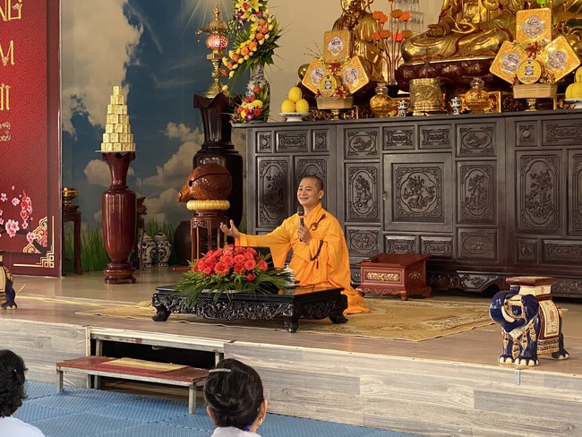 One - Day Practice at Dong Cao pagoda, Thanh Hoa