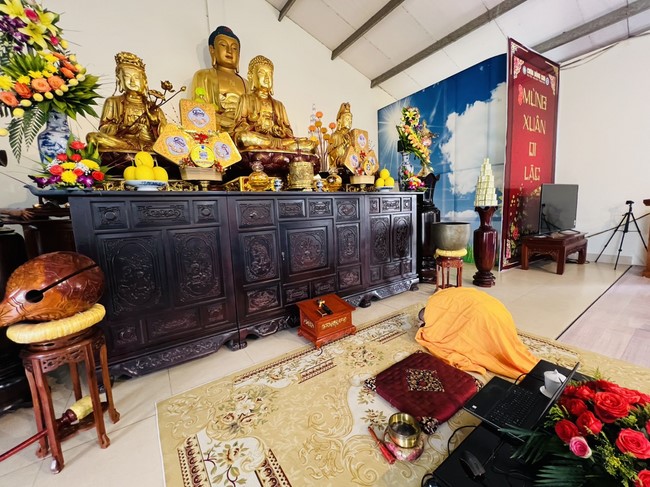 One - Day Practice at Dong Cao pagoda, Thanh Hoa