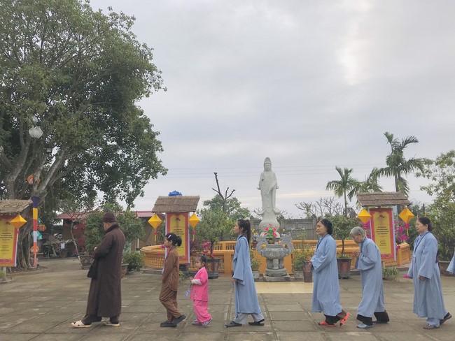 One - Day Practice at Dong Cao pagoda, Thanh Hoa