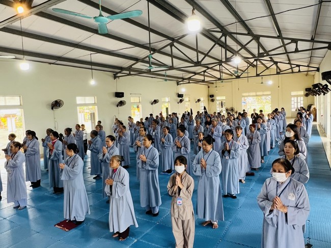 One - Day Practice at Dong Cao pagoda, Thanh Hoa