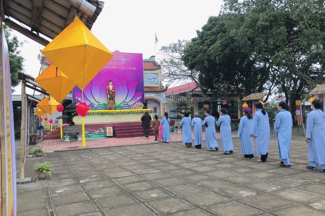 One - Day Practice at Dong Cao pagoda, Thanh Hoa