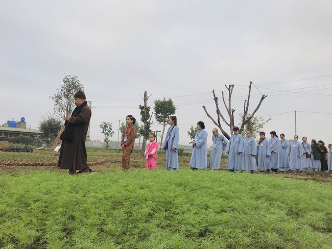 One - Day Practice at Dong Cao pagoda, Thanh Hoa
