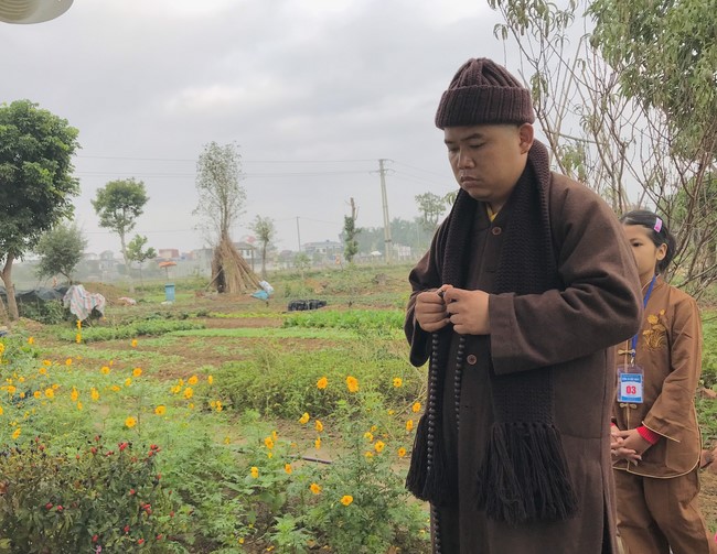 One - Day Practice at Dong Cao pagoda, Thanh Hoa