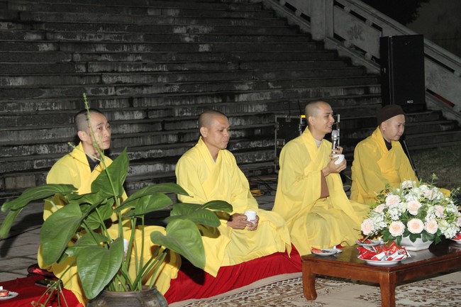 Youth towards Buddhism Retreat and Tea Meditation at Giai Lam pagoda, Ha Tinh