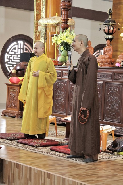 Youth towards Buddhism Retreat and Tea Meditation at Giai Lam pagoda, Ha Tinh