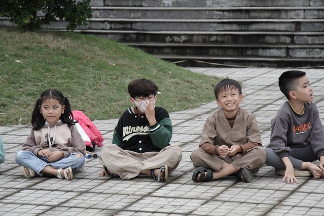 Youth towards Buddhism Retreat and Tea Meditation at Giai Lam pagoda, Ha Tinh