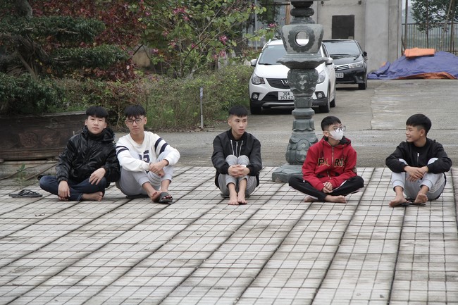 Youth towards Buddhism Retreat and Tea Meditation at Giai Lam pagoda, Ha Tinh